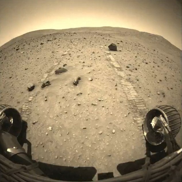 Thiết bị thăm dò sao Hỏa Mars Rover Spirit đã làm việc trong hơn 5 năm trước khi bị mắc kẹt